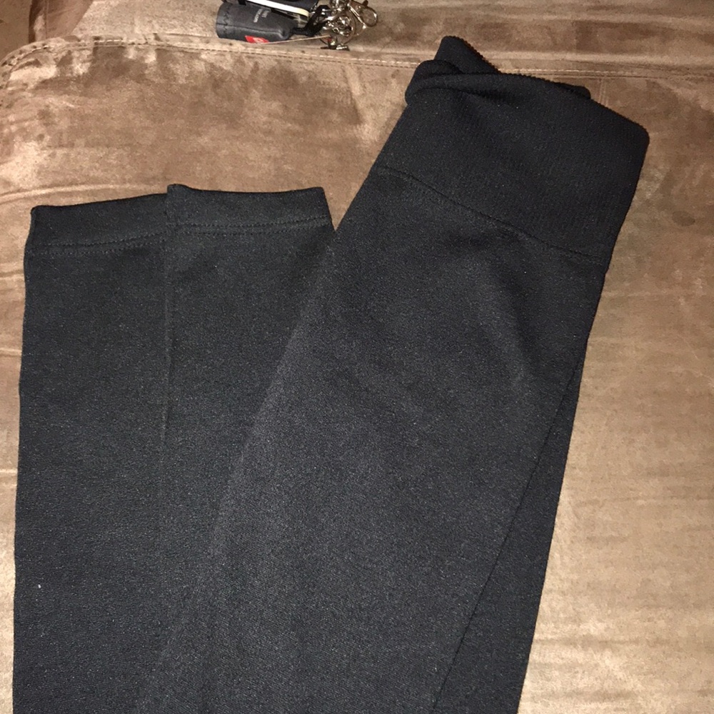 Black leggings